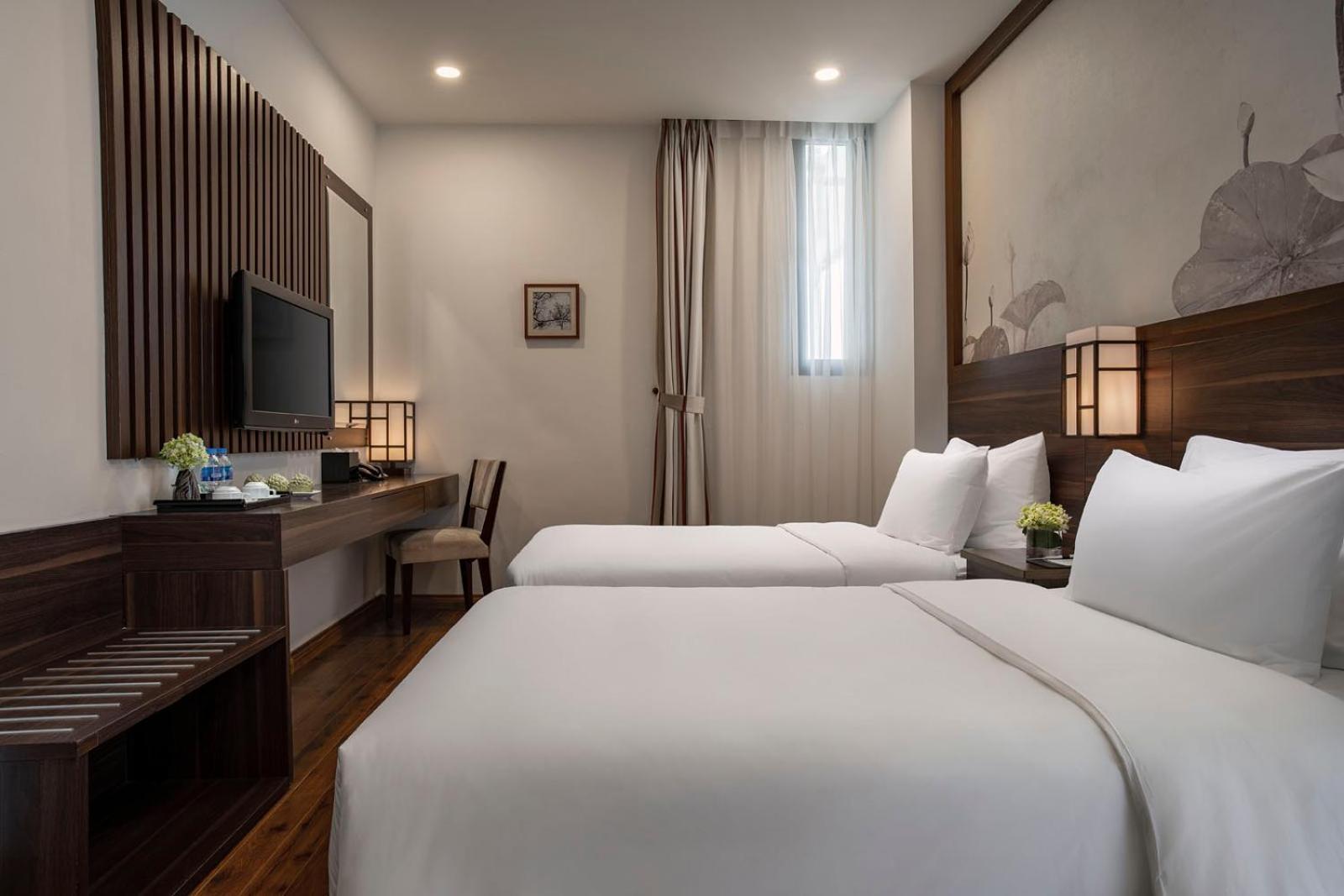Deluxe Room No Window